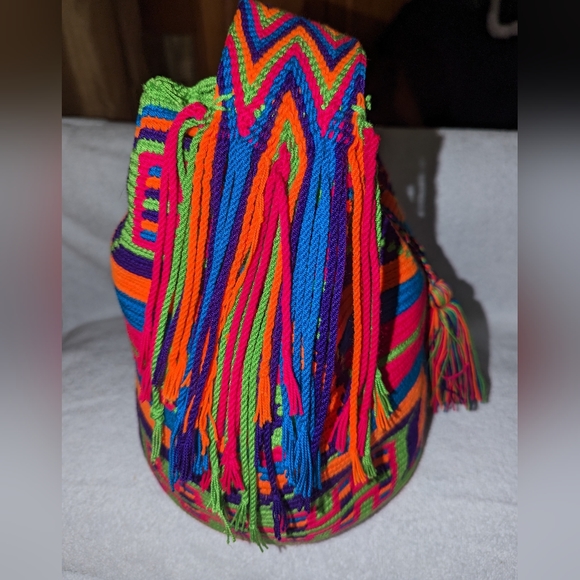 Mochila Wayuu handmade bag from Colombia. - Picture 5 of 9